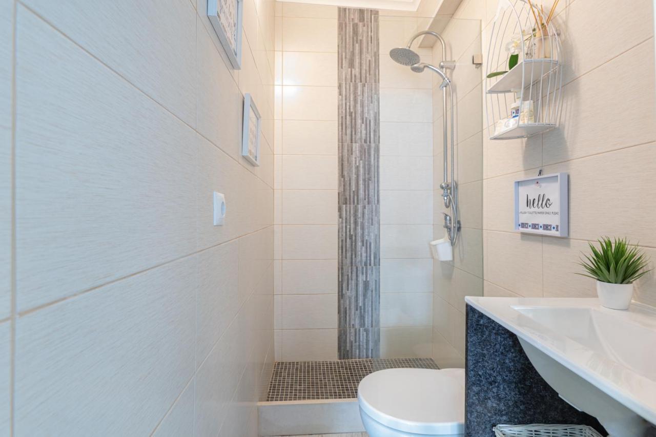 Chez Downtown Charm - Your Seaside Dream! 拉哥斯 外观 照片